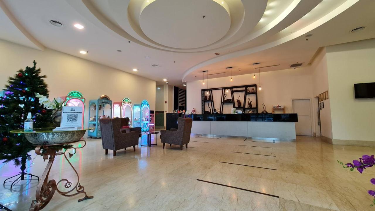 Malacca Swan Garden Hotel מראה חיצוני תמונה