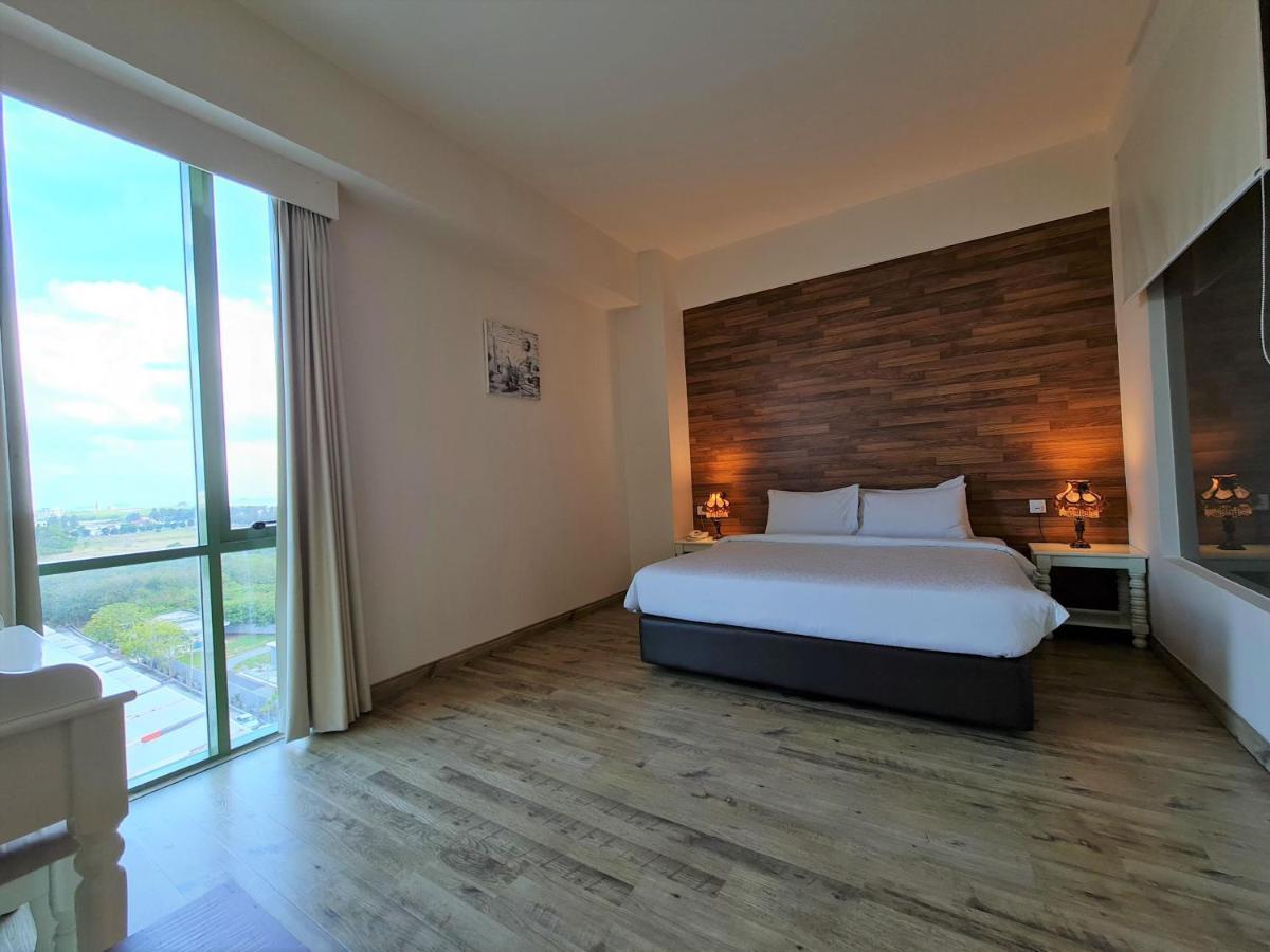 Malacca Swan Garden Hotel מראה חיצוני תמונה