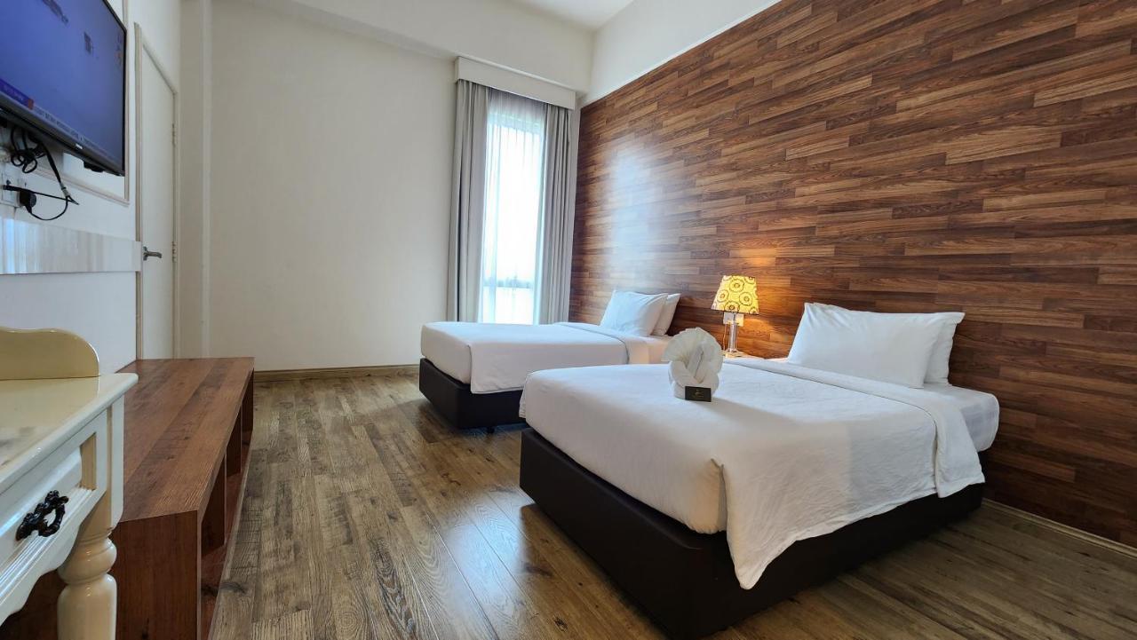 Malacca Swan Garden Hotel מראה חיצוני תמונה
