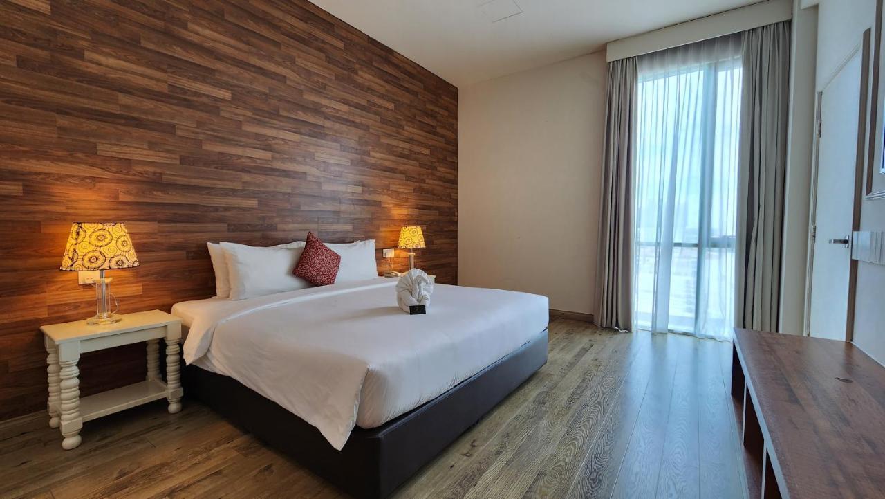 Malacca Swan Garden Hotel מראה חיצוני תמונה