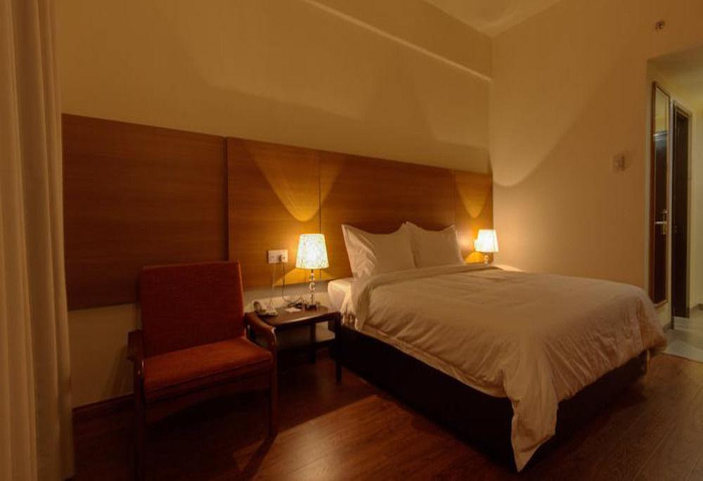 Malacca Swan Garden Hotel מראה חיצוני תמונה