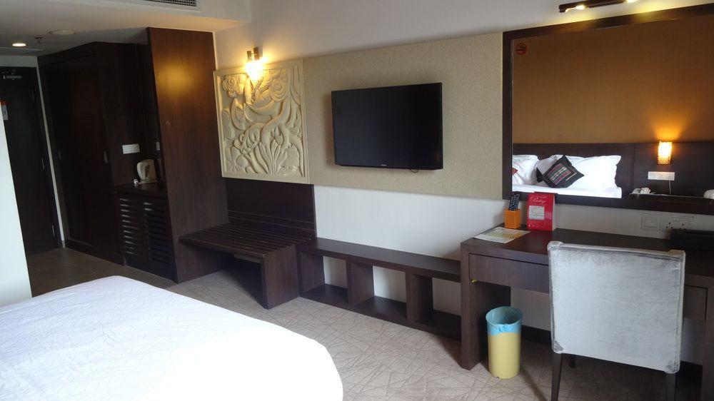 Malacca Swan Garden Hotel מראה חיצוני תמונה